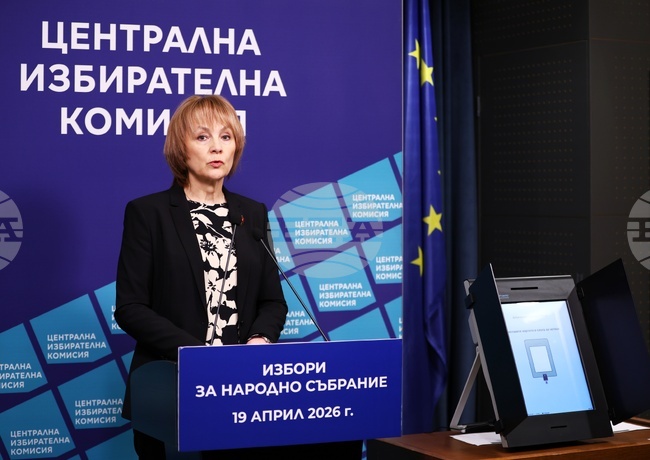 Подадени са 60 904 заявления за гласуване в чужбина в 67 държави за изборите на 19 април, съобщи Росица Матева от ЦИК 