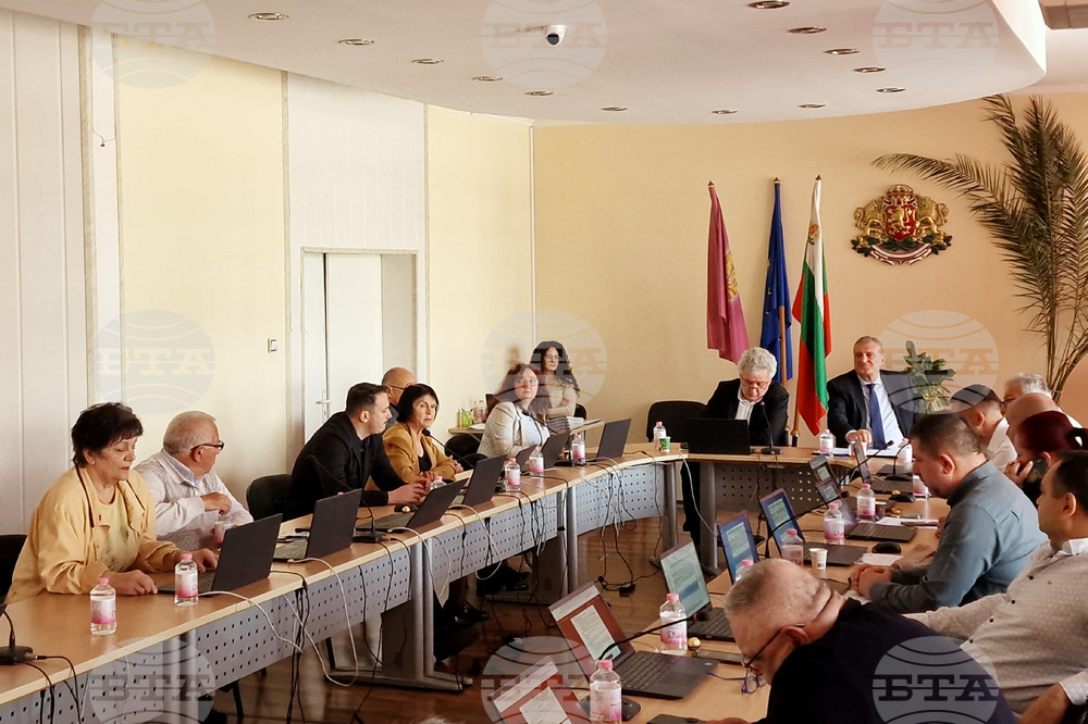 Общинският съвет в Попово прие индикативен разчет за капиталови разходи на Общината за 2026 г. до приемане на годишния бюджет