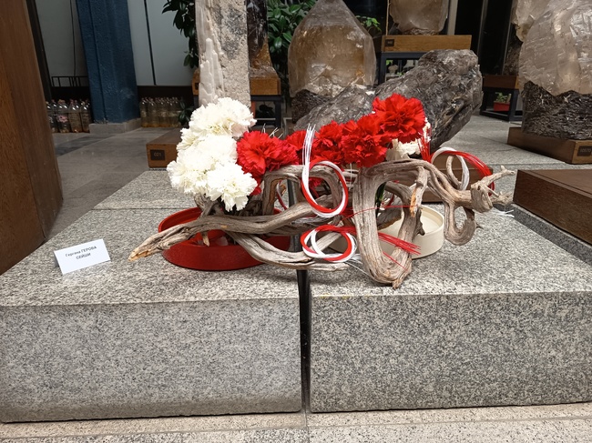 Изложбата на икебана „Пролетно опиянение“ може да бъде разгледана в Националния музей „Земята и хората“ до 30 март