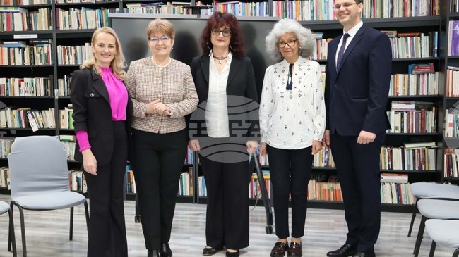 „Европейски ден на авторите“ с българско участие се състоя в Окръжната библиотека „Марин Преда“ в Телеорман, Румъния