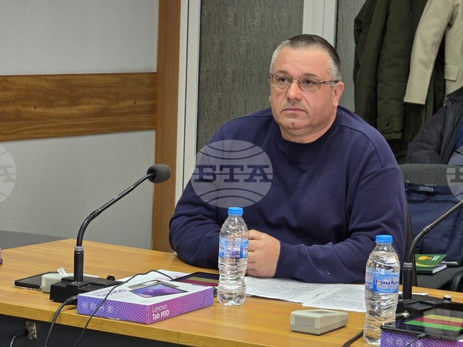 Един от зам.-председателите на Общинския съвет в Ловеч напусна поста