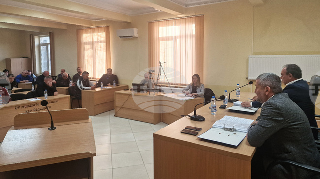 Община Исперих е събрала и извозила над 7300 тона битови отпадъци до Регионалното депо през 2025 г.