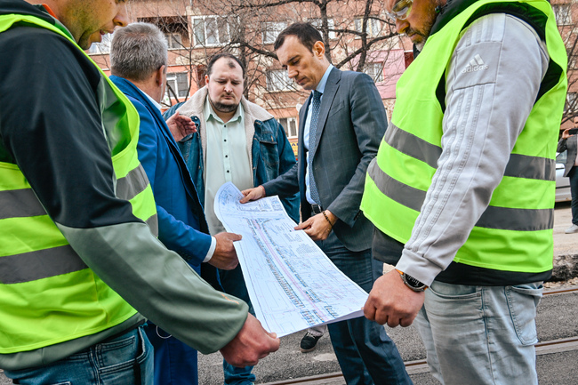 Васил Терзиев: Реконструкцията на бул. “Ал. Стамболийски“ завършва след два месеца при добри атмосферни условия 