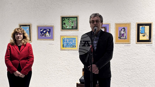 Кукленият режисьор Росица Миновска-Деведжиева представи изложбата си „Имало едно време…“ в Художествената галерия в Добрич