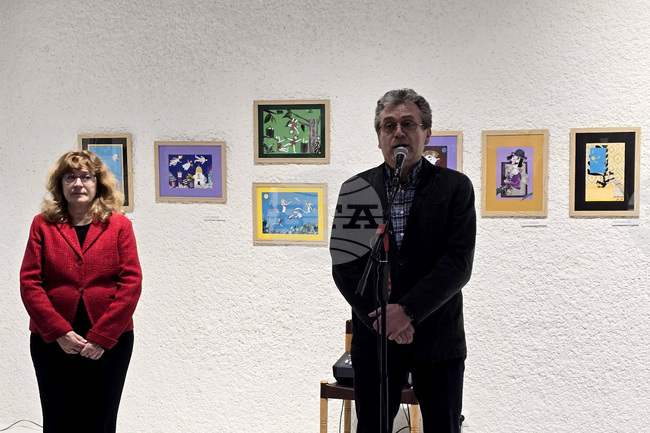 Кукленият режисьор Росица Миновска-Деведжиева представи изложбата си „Имало едно време…“ в Художествената галерия в Добрич