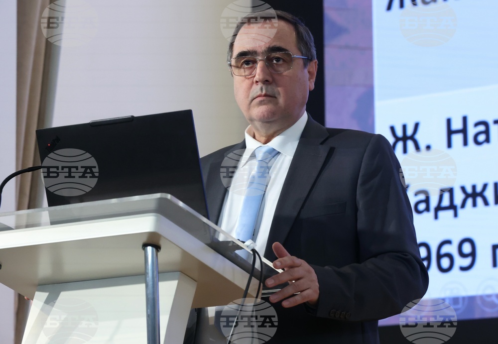 Национално издателство „Аз-буки" - „Стопанска история на българите в Османската империя" - книга