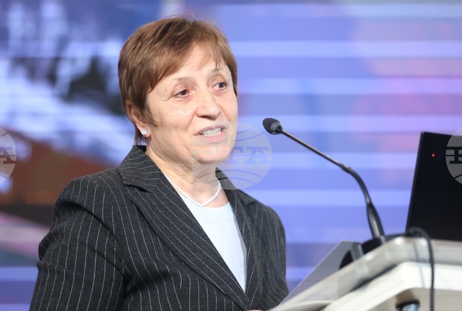 Своята нова монография чл.-кор. Иван Русев е развил с последователност и високи академични стандарти, каза чл.-кор. Евелина Славчева