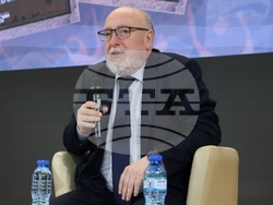 Национално издателство „Аз-буки" - „Стопанска история на българите в Османската империя" - книга