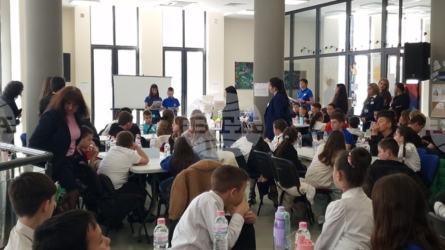 Близо 90 деца от девет училища от Перник и областта работиха по регионалната инициатива „Аз успявам“ по проект „Успех за теб“