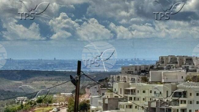 ТПС: Най-малко десет души бяха ранени в Израел при координирани атаки на Иран и "Хизбула", заявиха израелските власти