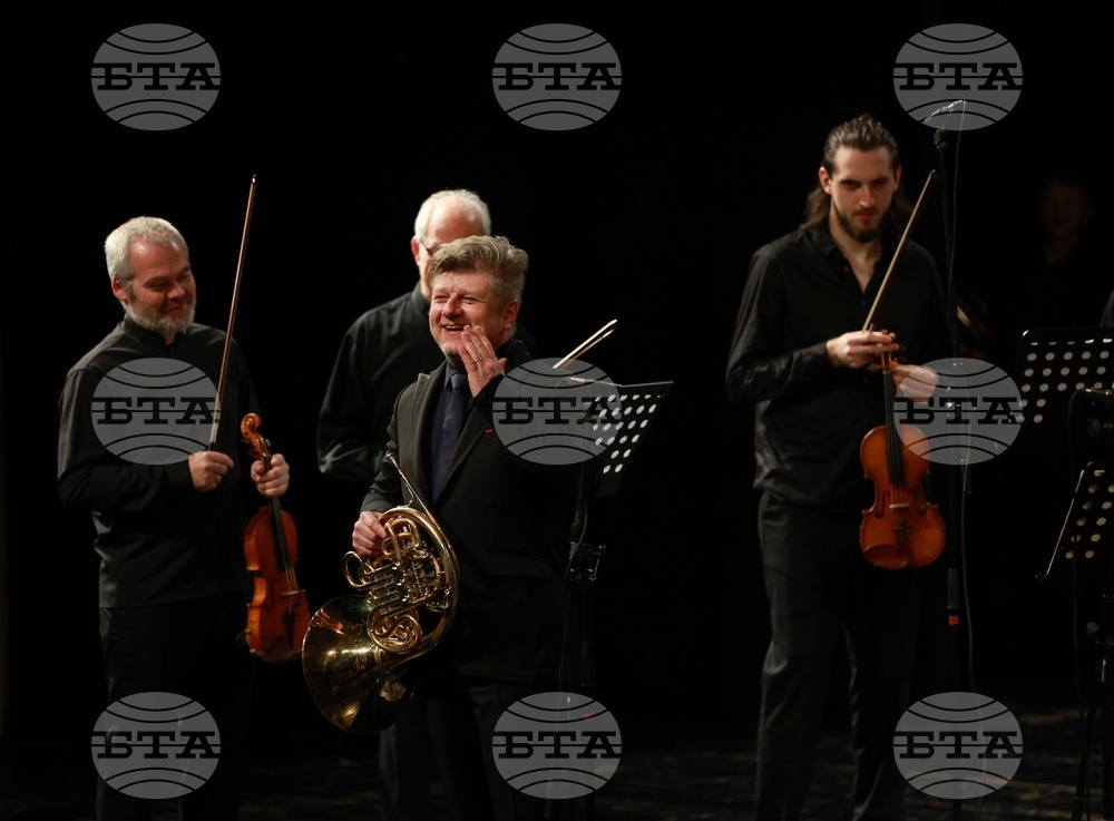 Русе - „Мартенски музикални дни“ - проект „270 години от рождението на В. А. Моцарт“ - ансамбъл „Софийски солисти“