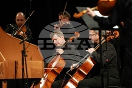 Русе - „Мартенски музикални дни“ - проект „270 години от рождението на В. А. Моцарт“ - ансамбъл „Софийски солисти“