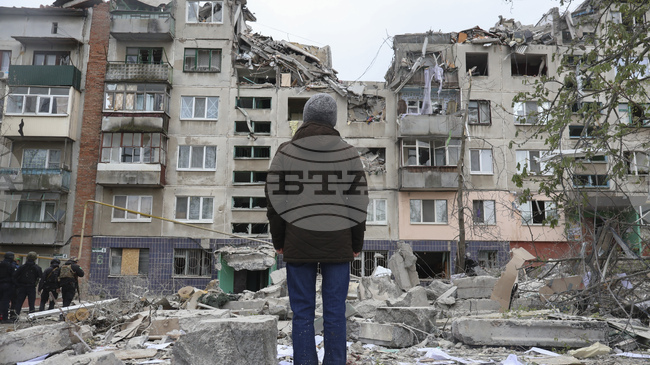 Най-малко един човек бе ранен при руска атака с дронове срещу източния украински град Славянск, съобщиха местните власти 