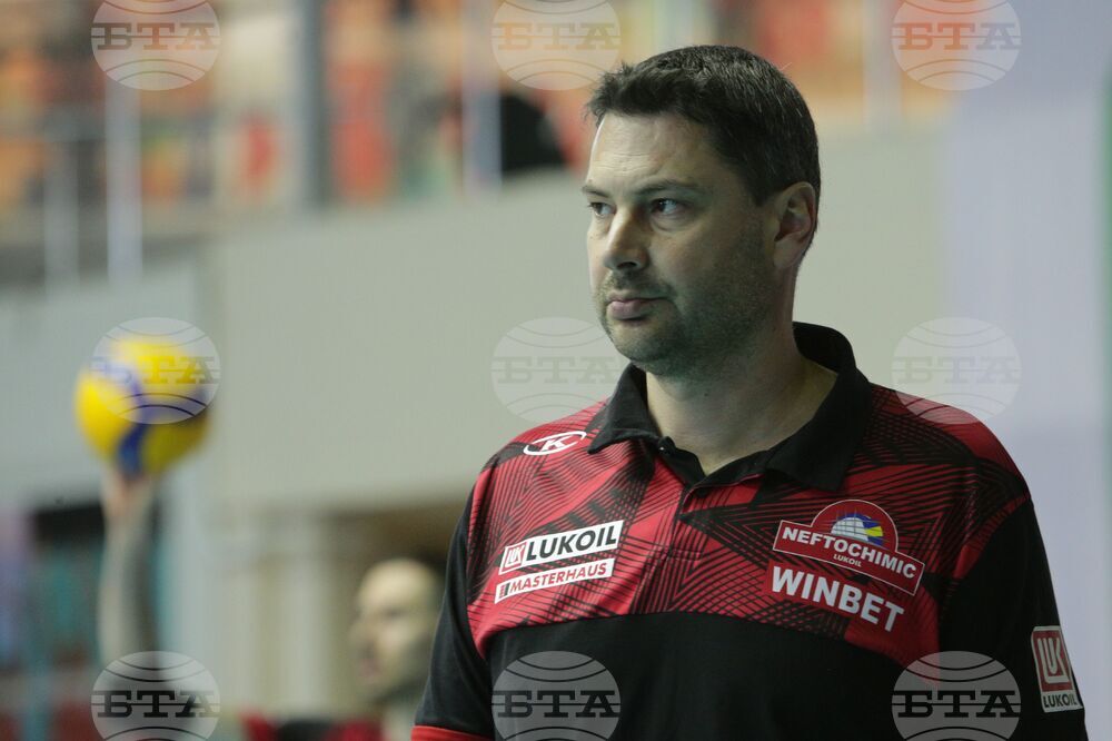 Атанас Петров поема швейцарския волейболен клуб Шьоневерд