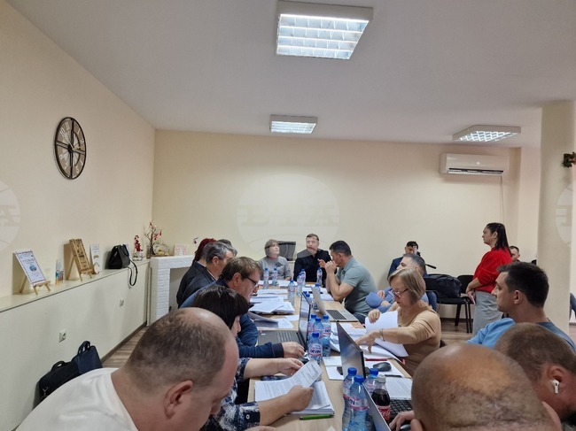 Община Божурище да придобие безвъзмездно от държавата правото на собственост върху имот за оформяне на зона за отдих, реши Общинският съвет