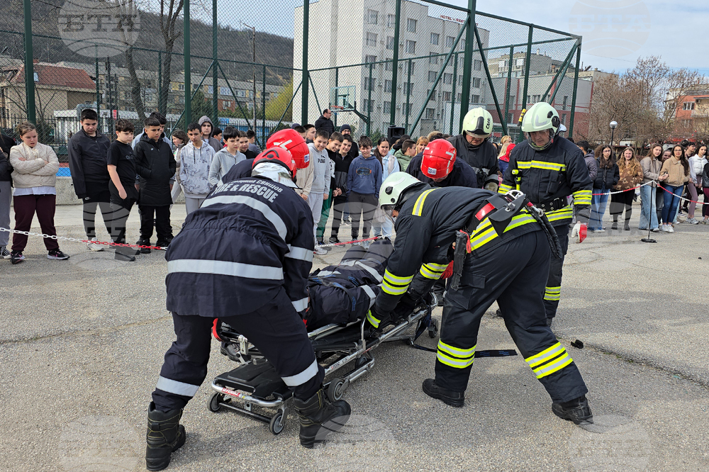 Свищов - учебна евакуация - демонстрация