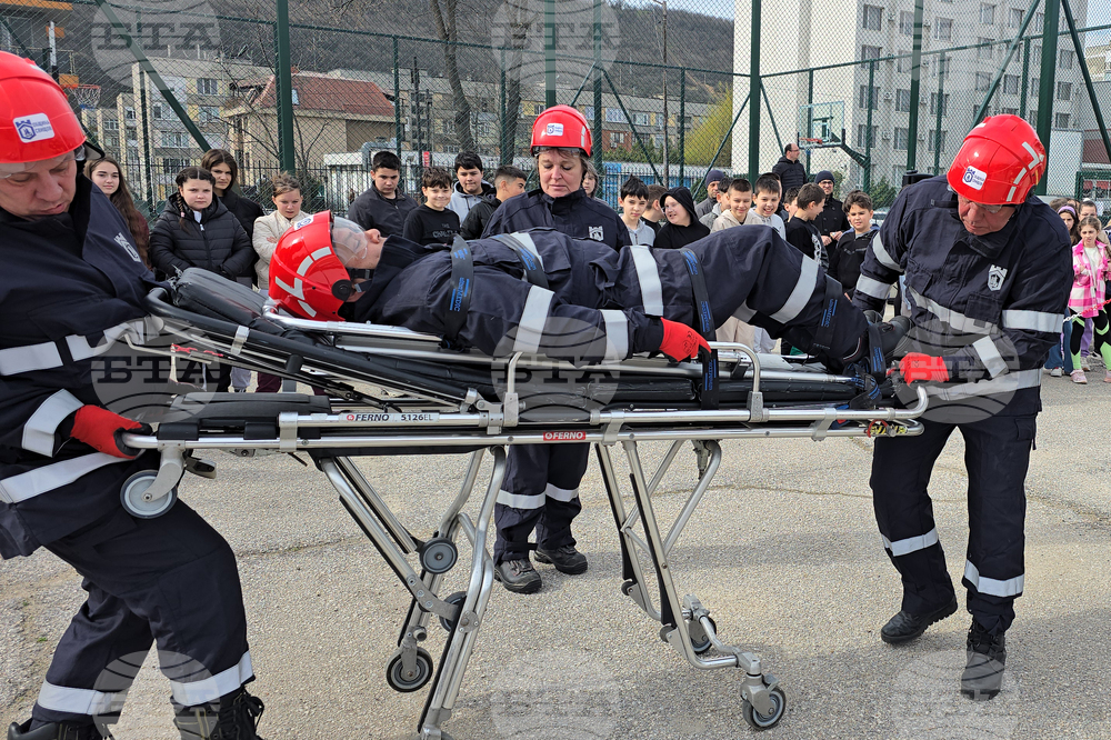 Свищов - учебна евакуация - демонстрация