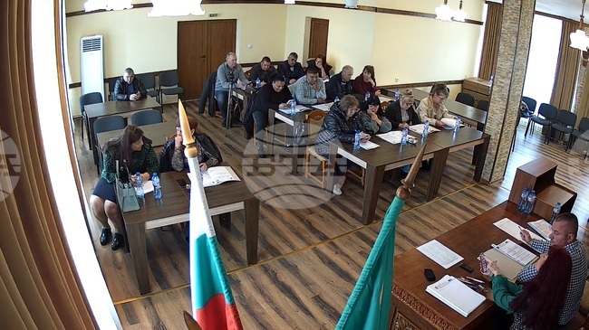 Общинският съвет в Братя Даскалови гласува продажбата на урегулиран поземлен имот в квартал 94 по плана на село Верен