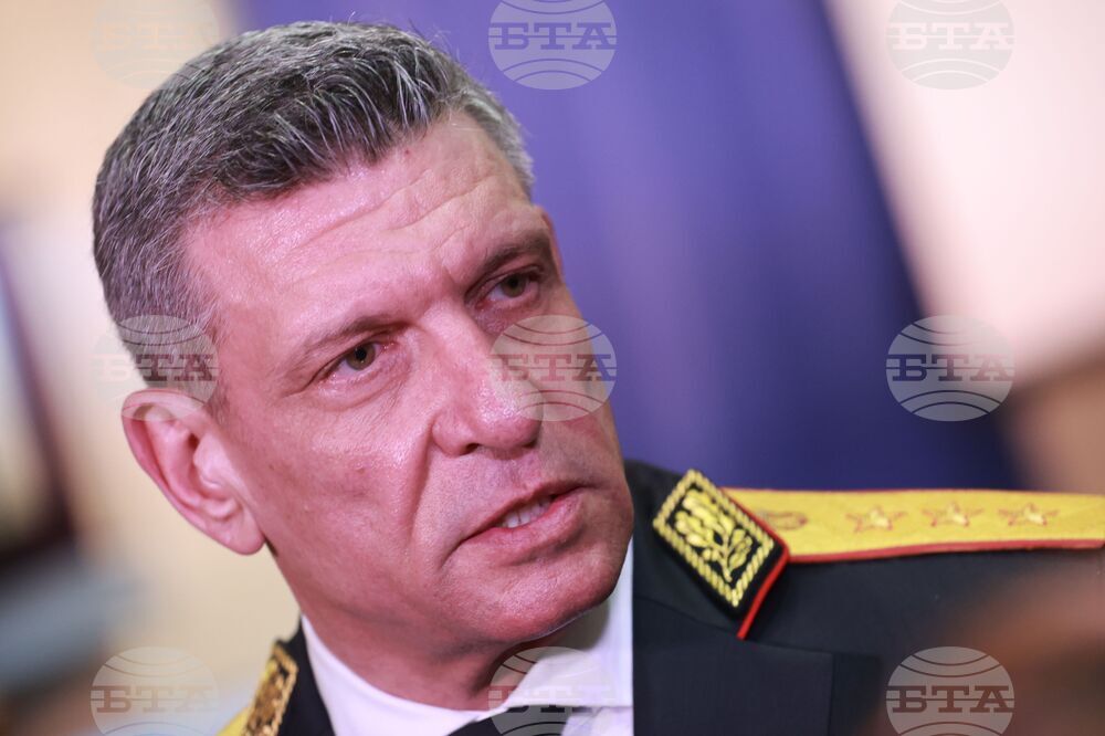 В област Плевен са открити и иззети над 100 образци на бюлетини за изборите и 17 тетрадки с имена и суми срещу тях, съобщи Георги Кандев