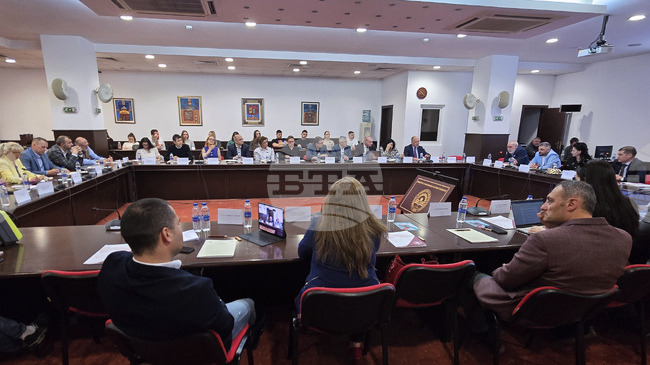 Сигурността и рисковете в хотелиерството обсъдиха експерти на форум в УНСС