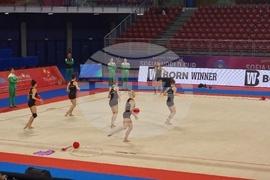 Художествена гимнастика - подиум тренировка