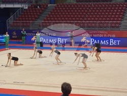 Художествена гимнастика - подиум тренировка