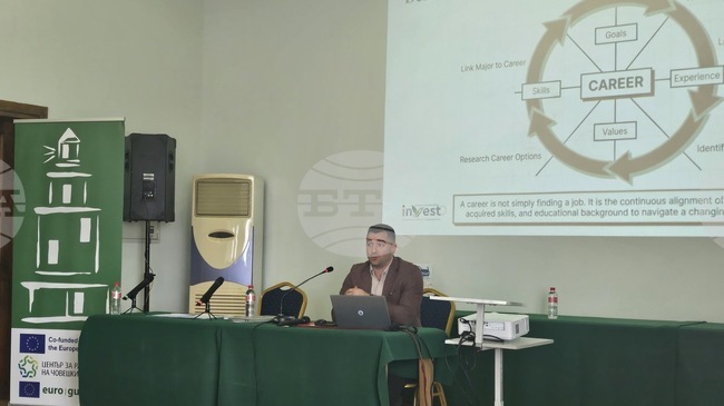 ВУАРР представи успешни практики за кариерно ориентиране и европейска интеграция чрез алианса INVEST