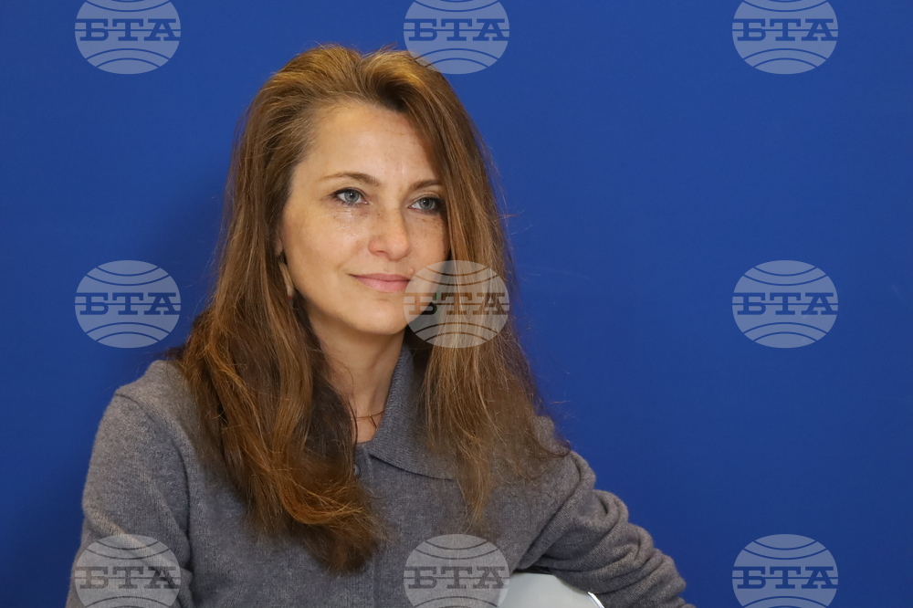 Национален пресклуб на БТА Букурещ - представяне на списание ЛИК - „НДК на 45“