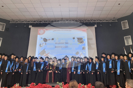 Плевен - Медицински университет - дипломиране на магистър-фармацевти