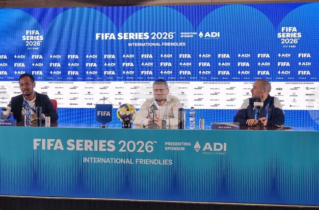 Александър Димитров без еуфория след 10-те гола срещу Соломоновите острови: "Задачите бяха да победим убедително и да не допускаме в нашата врата"