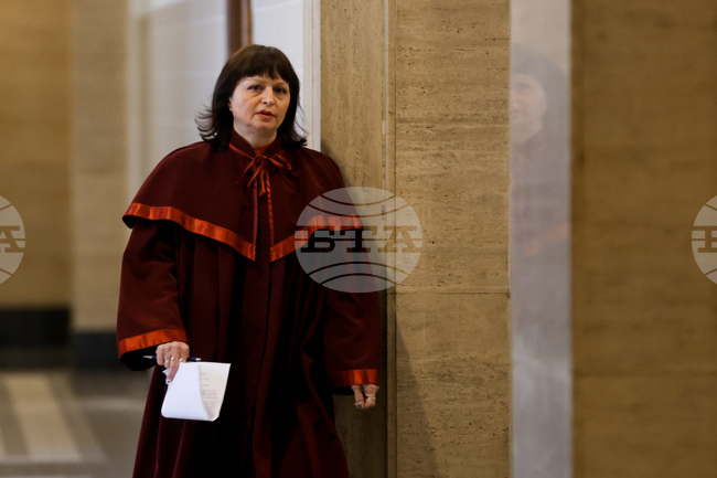 Съдебна палата - Евелин Банев