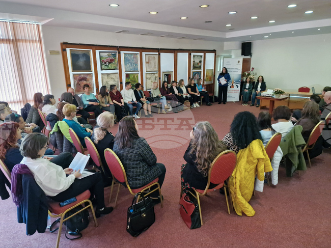 Велико Търново - Кръгла маса