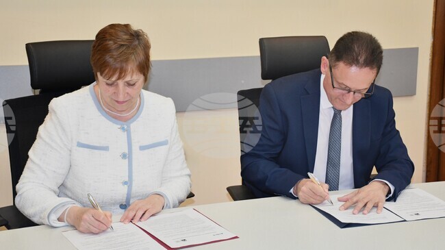 Нови хоризонти на сътрудничеството между БАН и ПУ „Паисий Хилендарски“ 