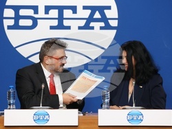 Национален пресклуб на БТА София - Институт за изследване на изкуствата - Българска телеграфна агенция - договор - подписване