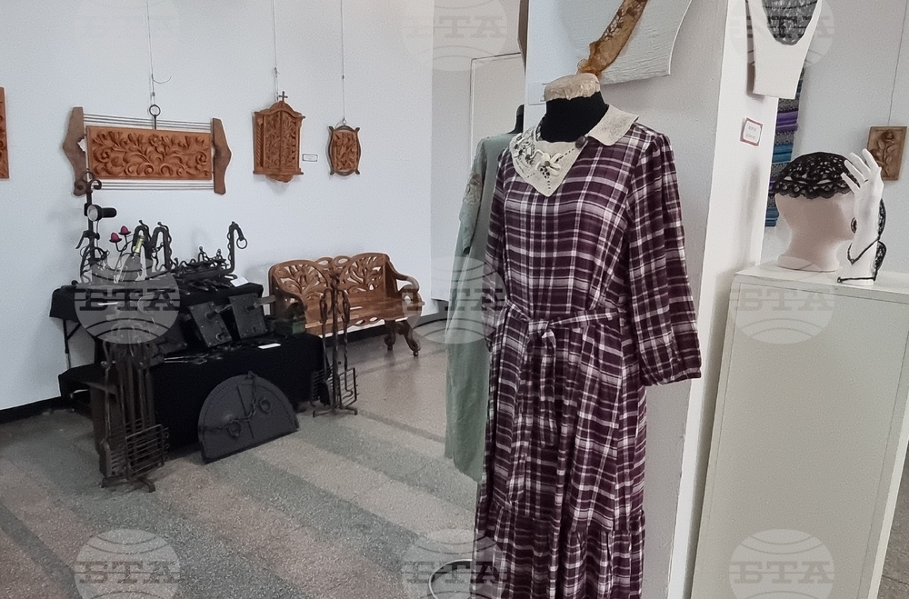 Русе - „Пролетна изложба"