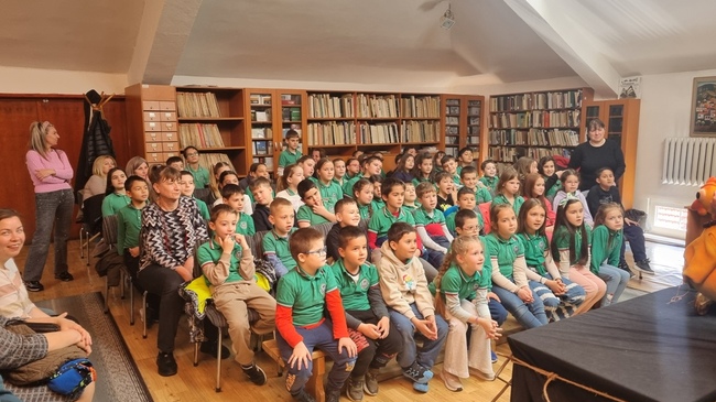 Над 900 деца участваха в инициативата "Дни на приказките" в библиотеката в Сливен
