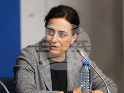 Национален пресклуб на БТА София - Институт за изследване на изкуствата - Българска телеграфна агенция - договор - подписване