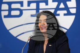 Национален пресклуб на БТА София - Институт за изследване на изкуствата - Българска телеграфна агенция - договор - подписване