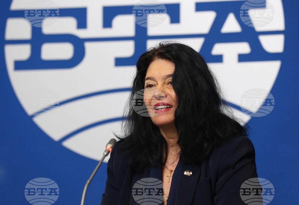 Национален пресклуб на БТА София - Институт за изследване на изкуствата - Българска телеграфна агенция - договор - подписване