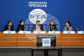 Национален пресклуб на БТА София - Институт за изследване на изкуствата - Българска телеграфна агенция - договор - подписване