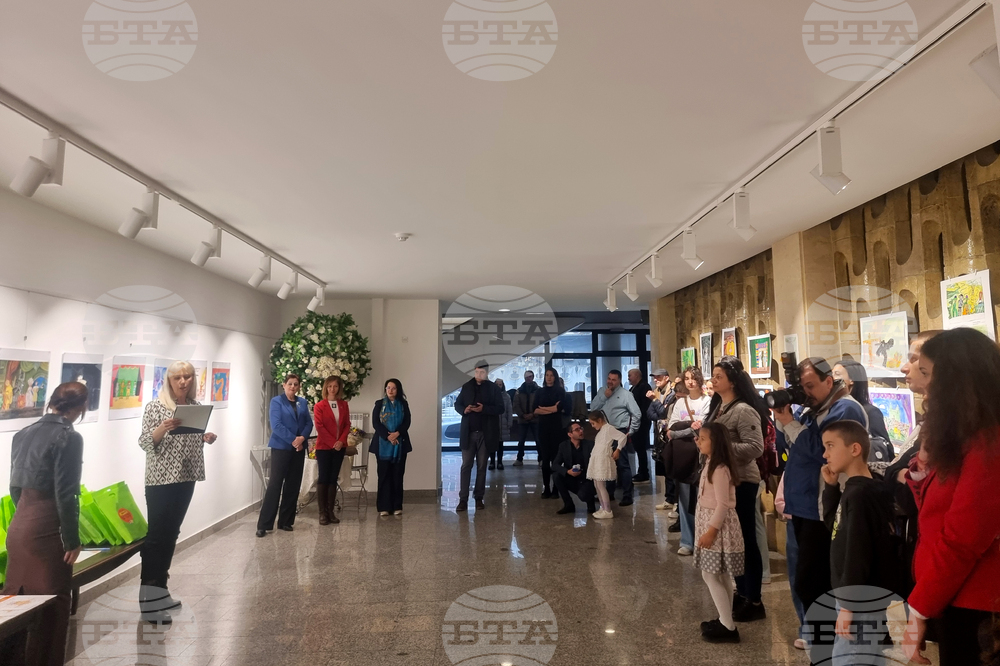 Стара Загора - изложба „Нарисувай ми театър“