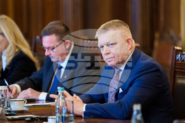 Румъния - Букурещ - Роберт Фицо - посещение