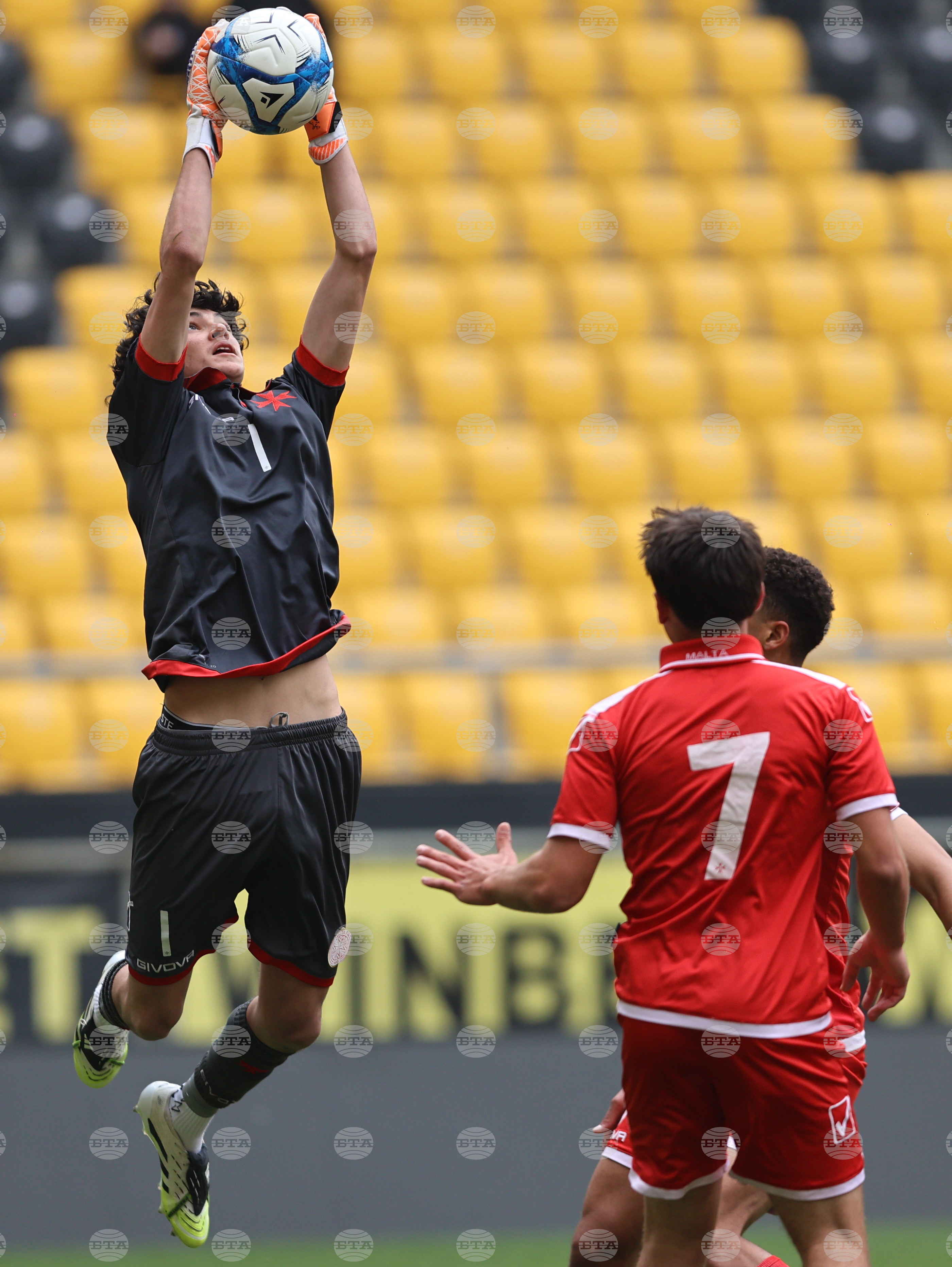 Пловдив - футбол - България - Малта - U17