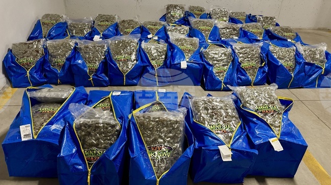 СГП привлече и задържа до 72 часа двама обвиняеми за държане с цел разпространение на наркотици в особено големи размери