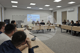 Свищов - Младежки център - Студентски и ученически съвети - община - среща