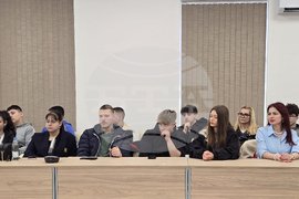 Свищов - Младежки център - Студентски и ученически съвети - община - среща