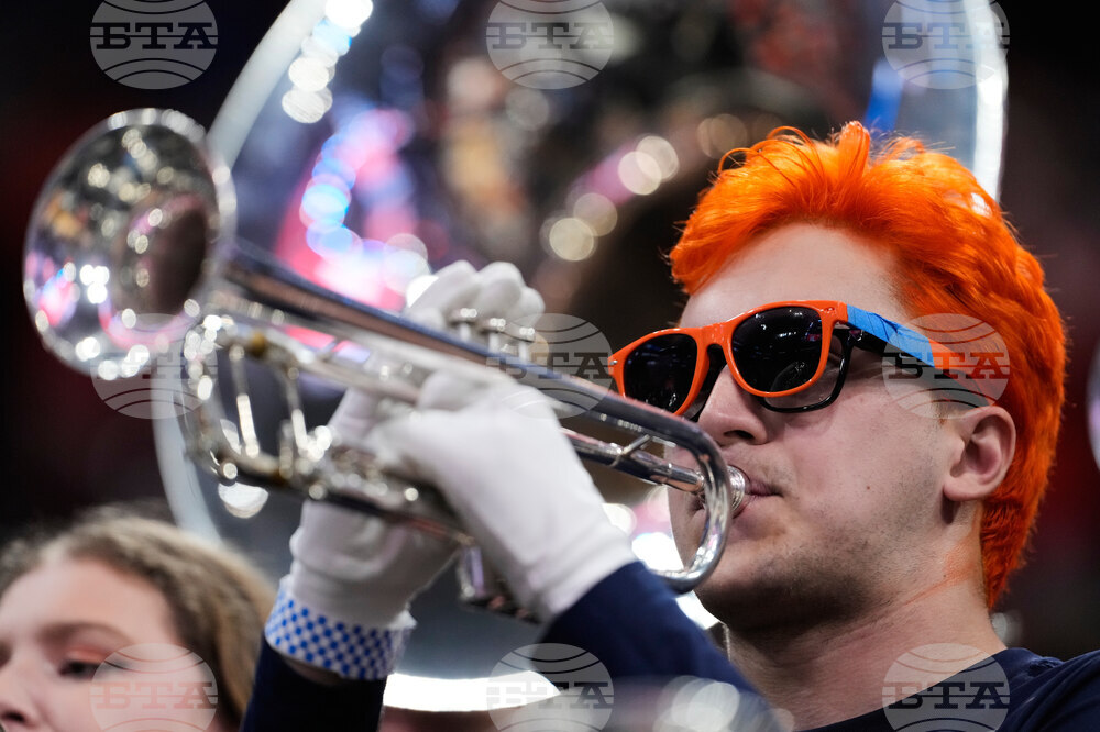 NCAA Illinois Houston Basketball