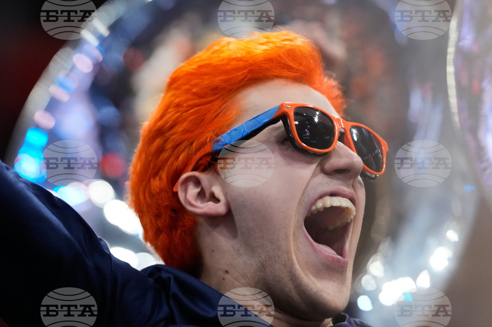 NCAA Illinois Houston Basketball