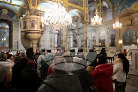 Бургас - Сливенски митрополит Арсений - богослужение