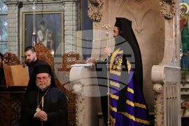 Бургас - Сливенски митрополит Арсений - богослужение